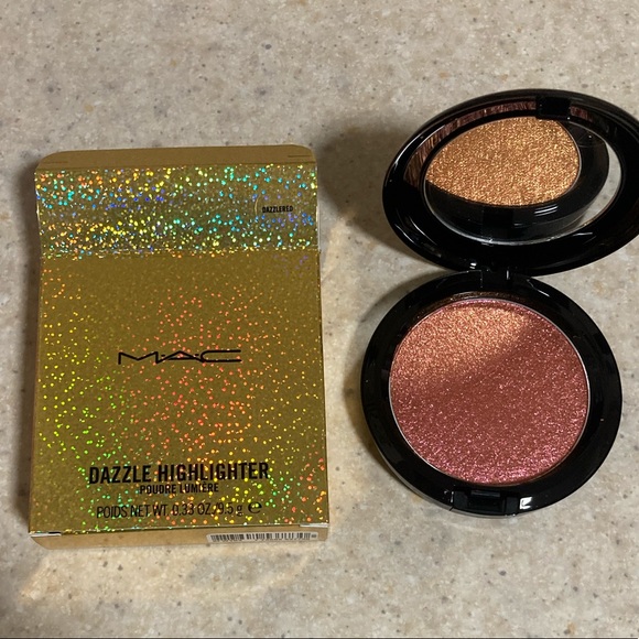 MAC Dazzle Highlighter Dazzlered - Picture 2 of 10